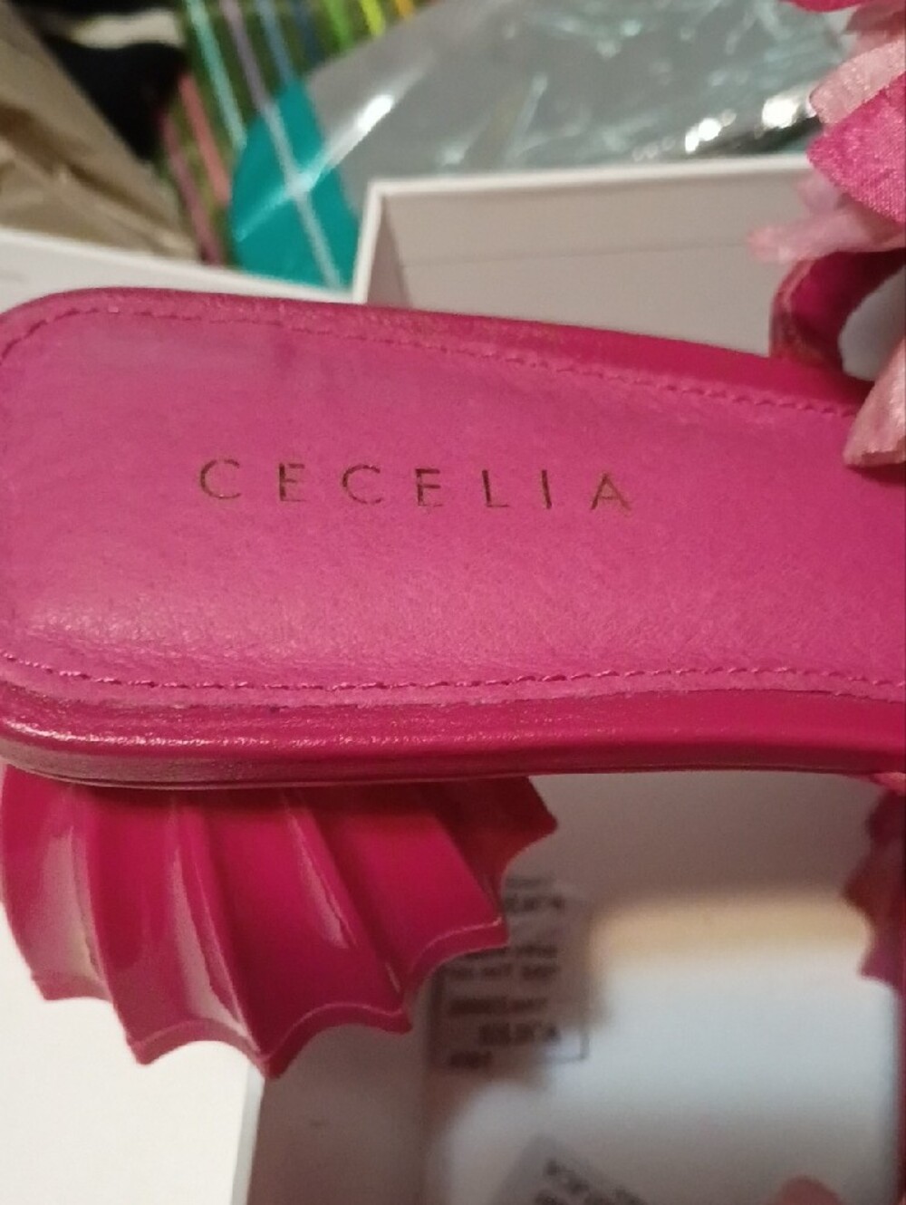 Brand New -CECELIA Dahlia Pink Two-Tone Floral Slide Sandals - Picture 4 of 6